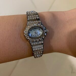 NEW Persona Rhinestones Silver Ladies Bracelet Watch Mother Of Pearl Face